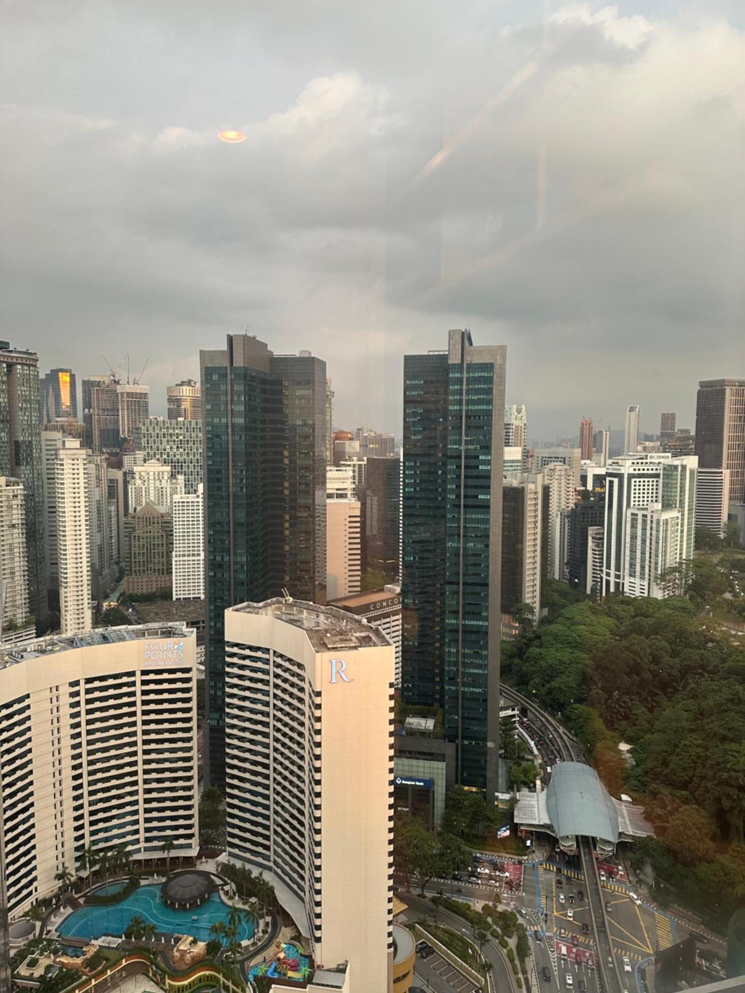 Klcc Suites At Platinum Kuala Lumpur Exterior foto